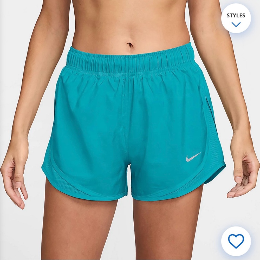 Nike Women's Tempo Dri-FIT Mid-Rise Running Shorts 3 In NWT